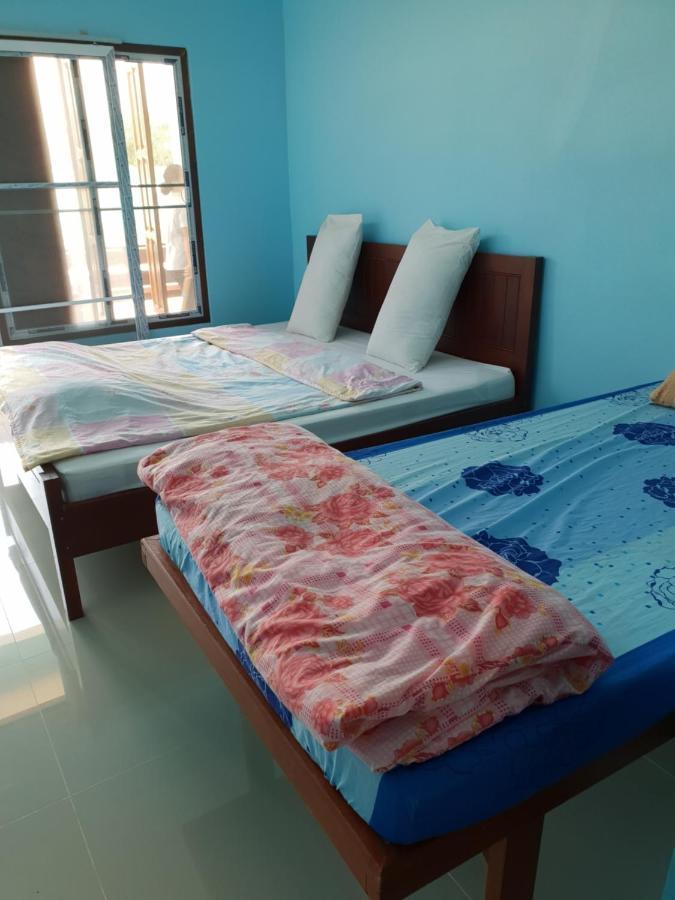 Pong -Tip Homestay Chiang Khan Eksteriør billede